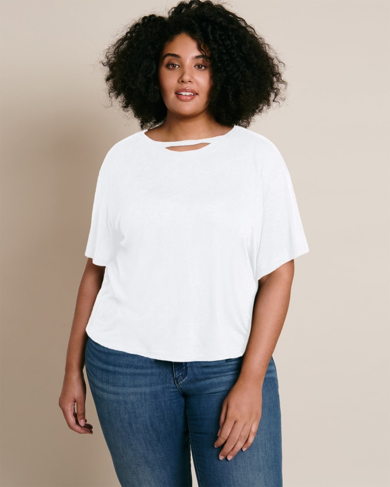 Front of a model wearing a size 3X Noelle Tee in White by LNA. | dia_product_style_image_id:227853